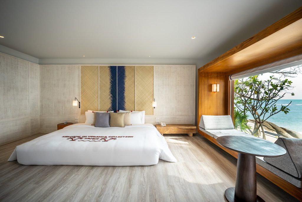 4 Premier Beachfront with Plunge Pool 13