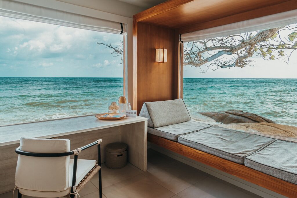 5 Exclusive Beachfront with Plunge Pool 4