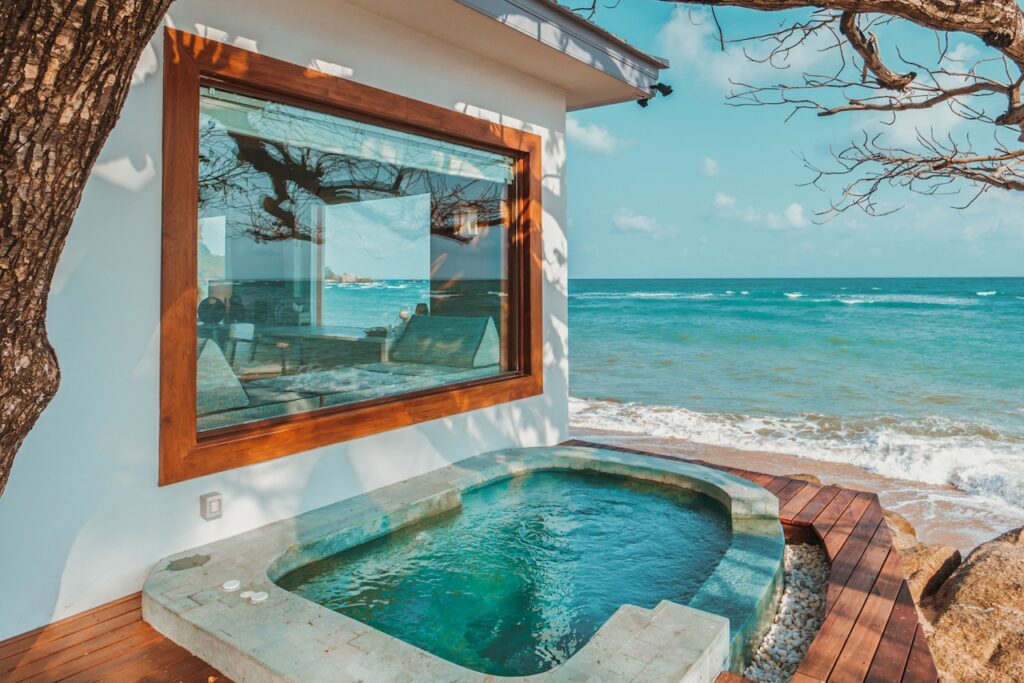 5 Exclusive Beachfront with Plunge Pool 8