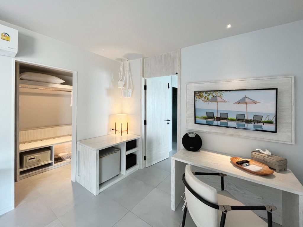 6 Two Bedroom Beach with Plunge Pool7