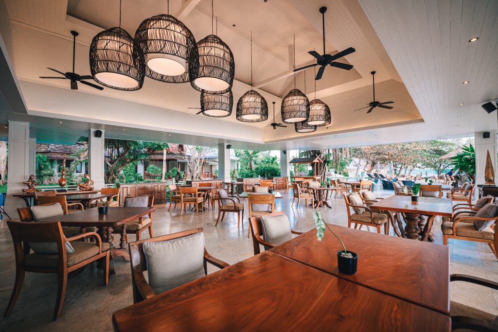 rocky-beach-resort-samui-restaurant-12