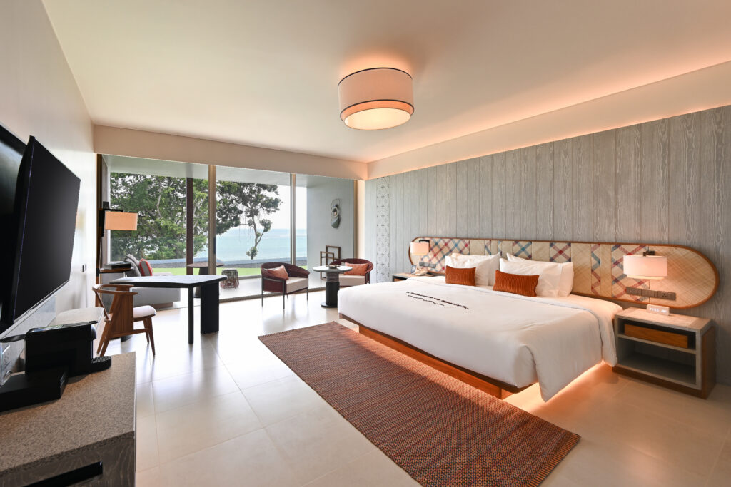 Lofty Ocean View (3)